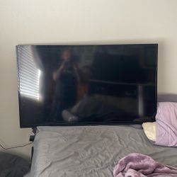 48” Vizio Tv