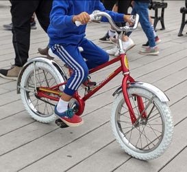 1982 Schwinn Pixie red kid's 14 inch cruiser bicycle