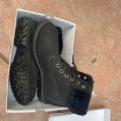 Black Boots