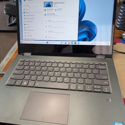 Lenovo Windows 11 Laptop i5 8GB Solid State Drive