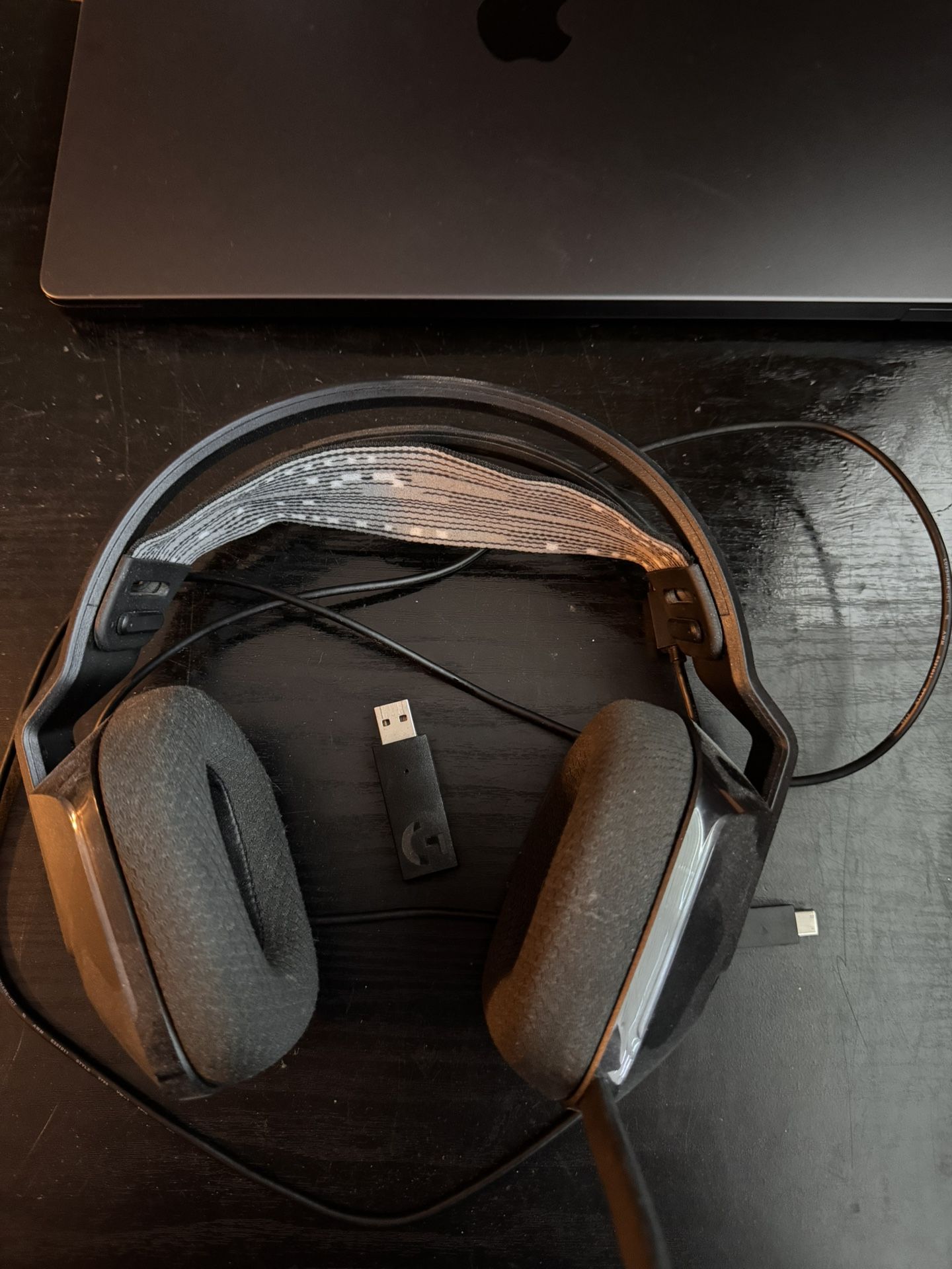 Logitech 6733 Wireless Gaming Headphone