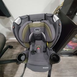 Evenflo Gold Revolve360 