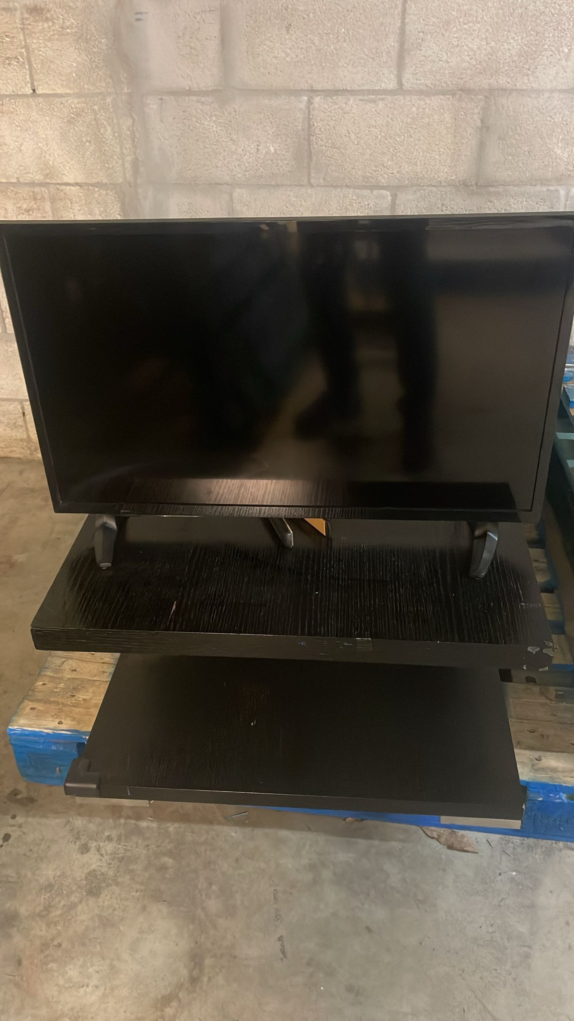 Insignia LED Tv
