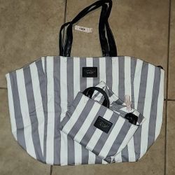 NEW VICTORIA'S SECRET LOGO WHITE & GREY STRIPE DUFFLE BAG TRAVEL TOTE PURSE ORGANIZER STORAGE SATCHEL
