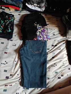 Boys Levi's size 28x30 long top medium