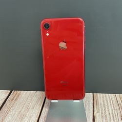 iPhone XR - Unlocked - 64GB 