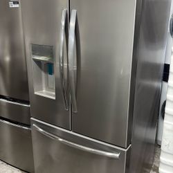 Frigidaire French Door Refrigerator 