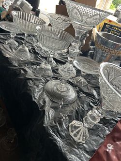 20 glass centers pieces