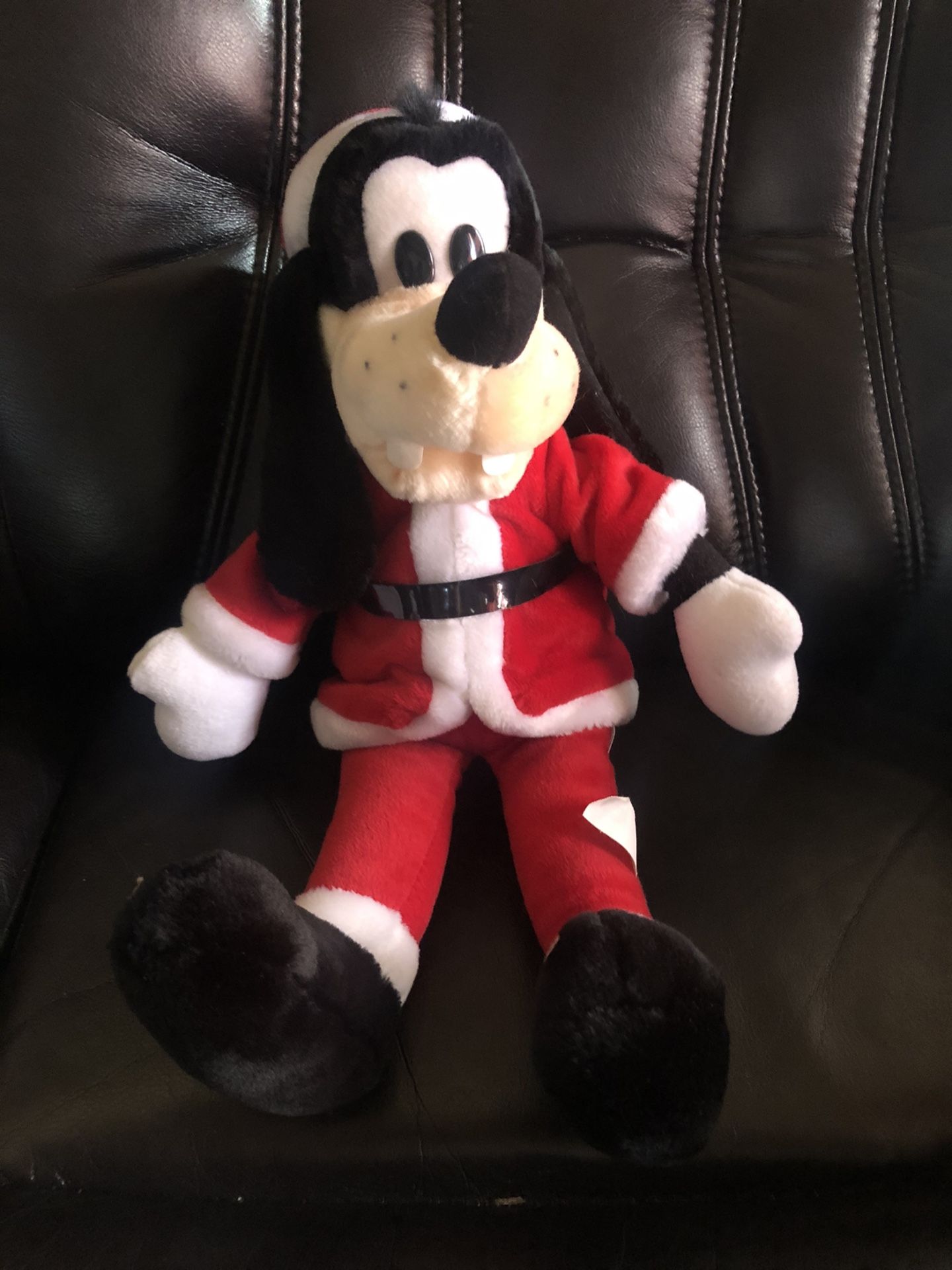 Walt Disney VERY NICE CHRISTMAS GOOFY SANTA CLAUSE 18" Plush STUFFED ANIMAL Toy