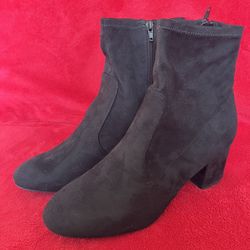 UNISA BLACK FABRIC BOOTS WOMENS SHOES Size 11  ‼️ NEW ‼️ STORE CLOSING ‼️
