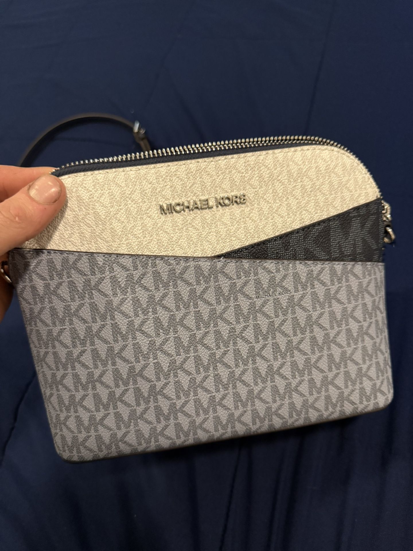 Michael Khors Purse