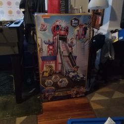 Paw Patrol Ultimate City Tower