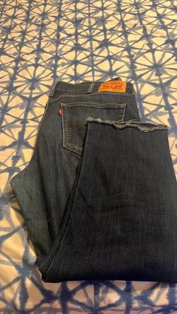 38x28 Levi