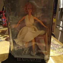 Marilyn Monroe Barbie Collectibes