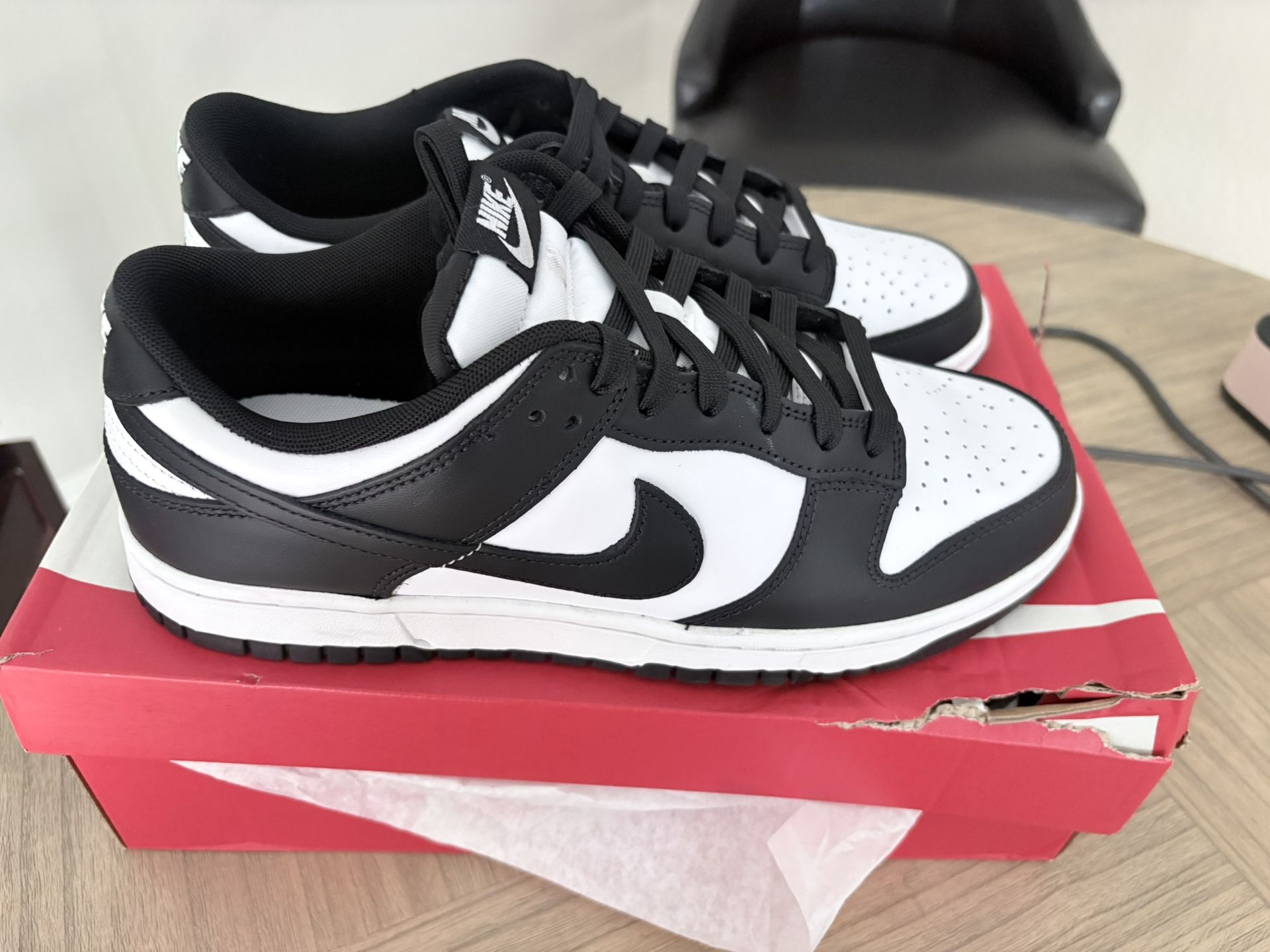 Nike Panda Shoes Size 10