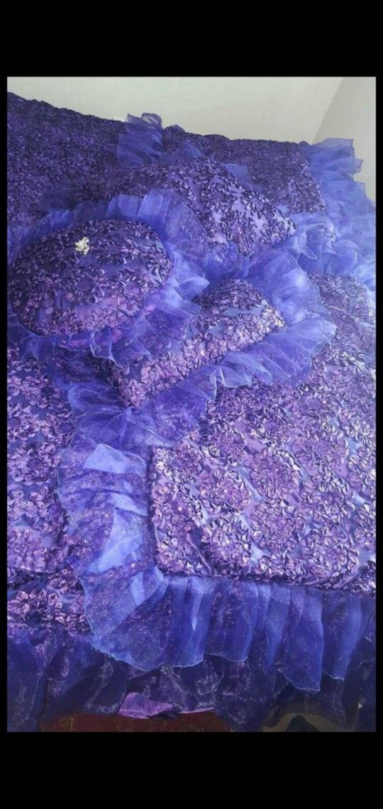 Bed cover for Sale in Vancouver, WA OfferUp