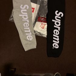SUPREME SWEATS