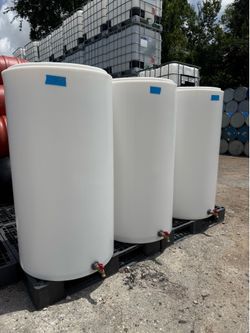 100 Gallon Water Tank