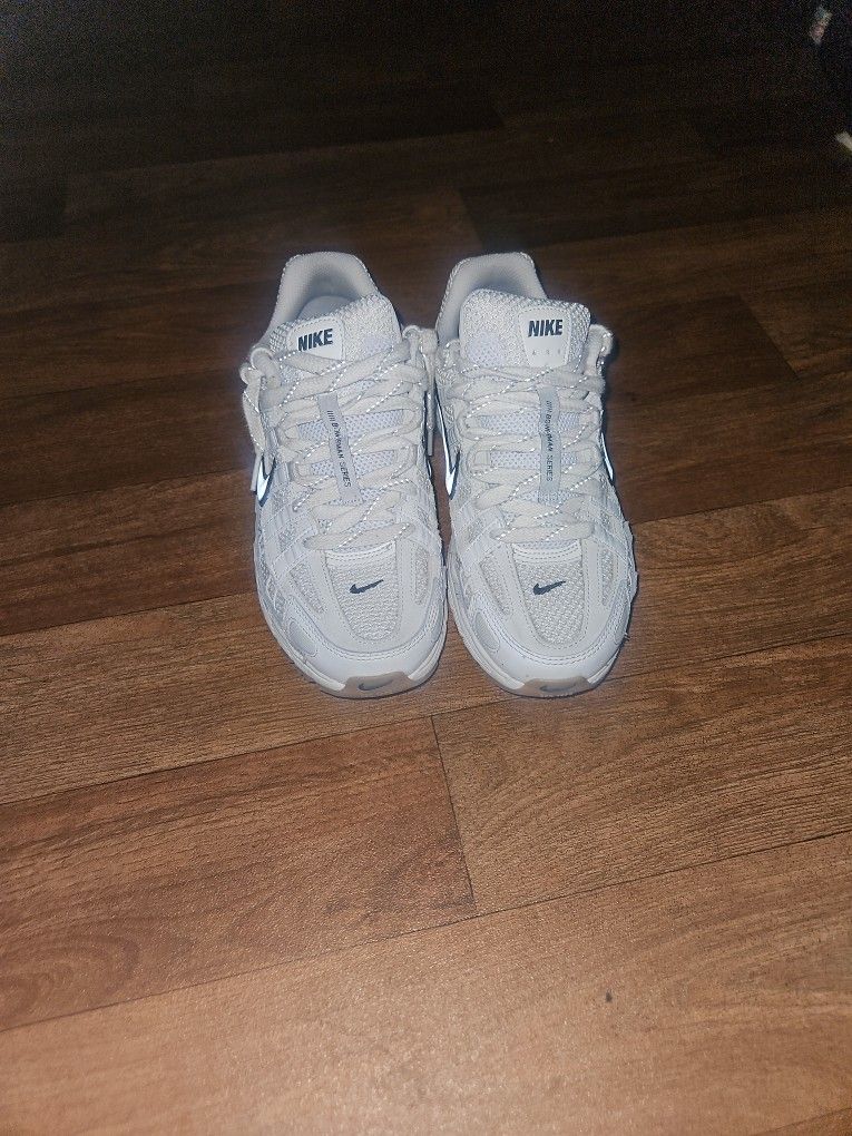 Nike P6000