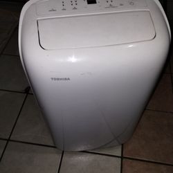 Toshiba Standing Air Conditioner 8000 Btu