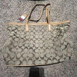 Coach  Purse 