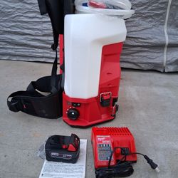 Milwaukee M18  _4 Gallon Water Supply Kit W Switch Tank 