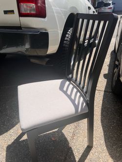 Dining table and 6 chairs