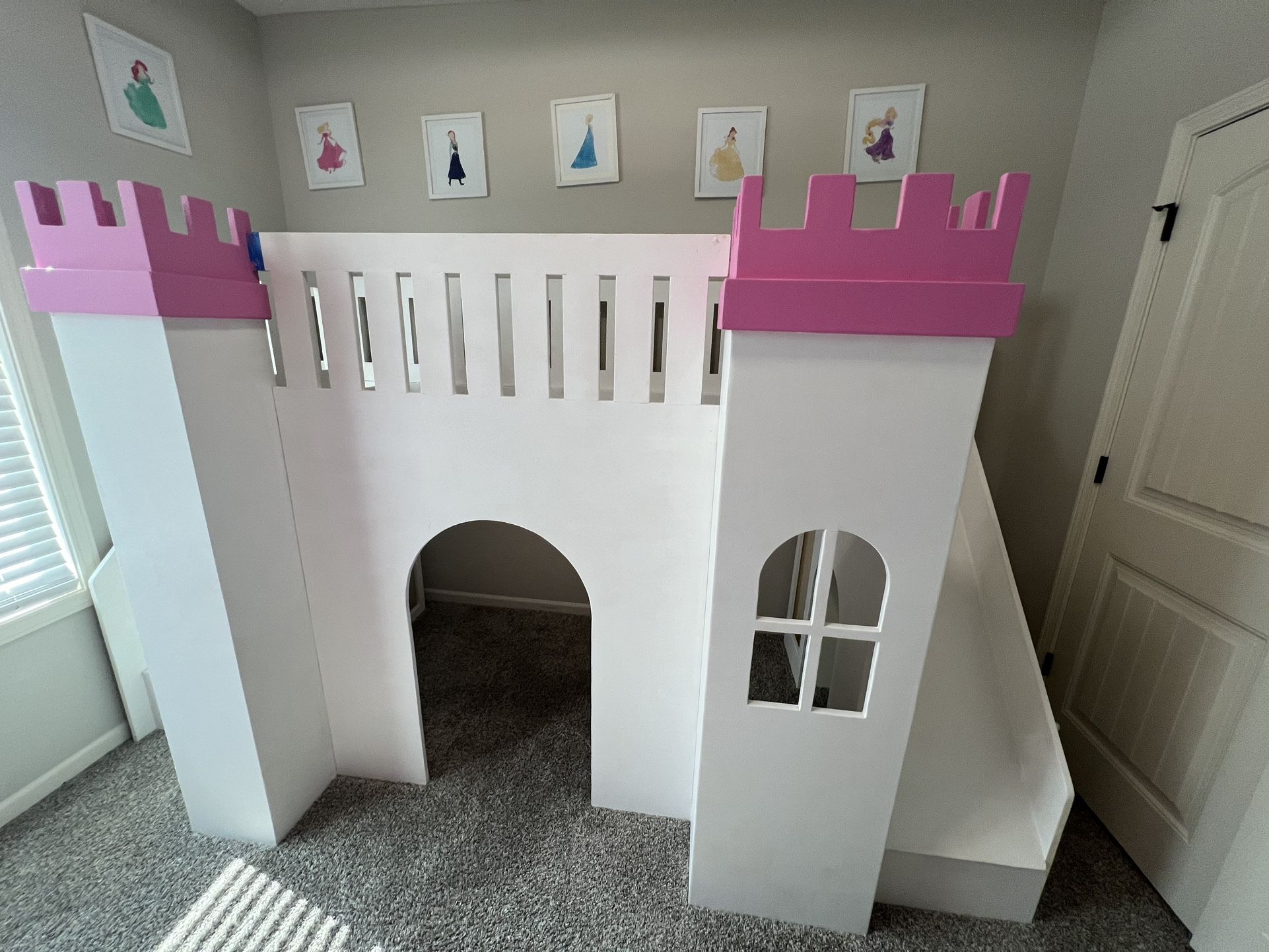 Castle Loft Bed / Play House