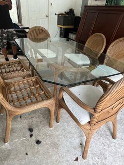 6 chair wicker table
