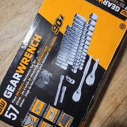 Ratchet
and Socket
Mechanics Tool
Set