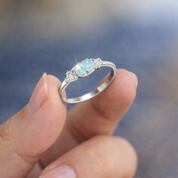 Gorgeous opal women's Ring 💍