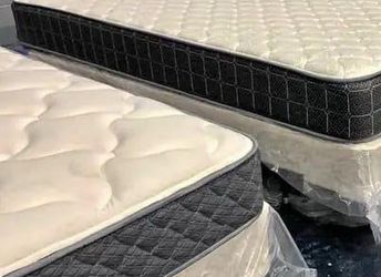 Quilted Mattress with Grey Border