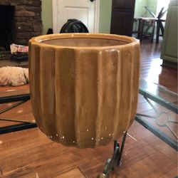 Ceramic Pot Mustard Color New 