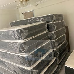 Twin Mattress Set – NEW – Medium Firm Support – Box Spring Included – Delivery Available