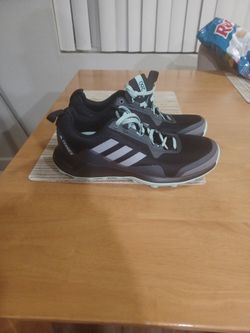 Adidas Continental