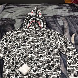 bape zip up 