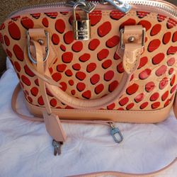 Luis Vuitton Alma Bag(Beautiful)