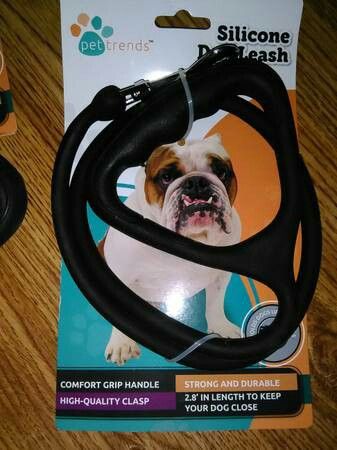 Silicone dog leash* brand new.