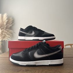 Nike Dunk low Air Brush Swoosh - Black 8M/9.5W & 7.5M/9W