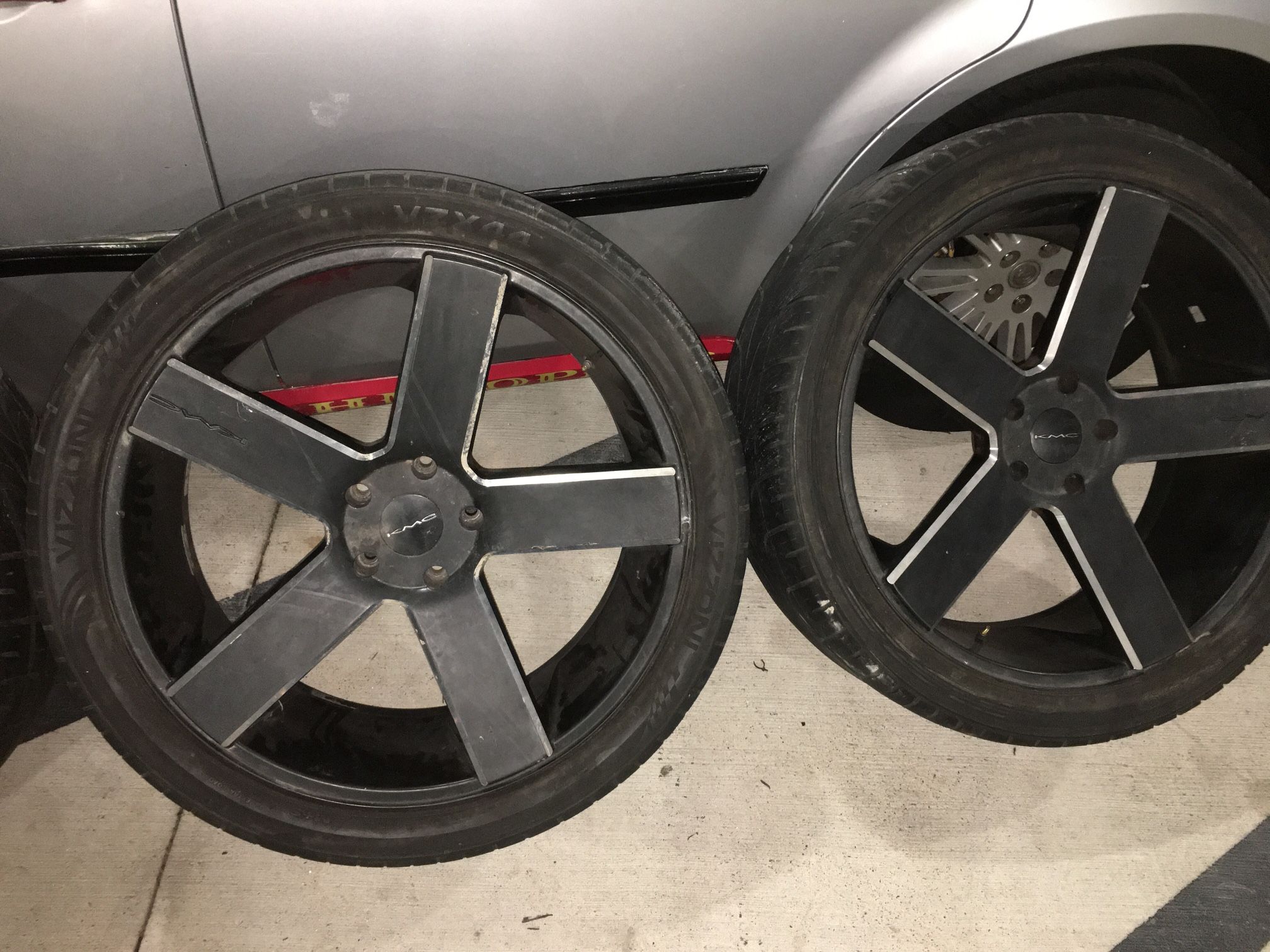KMC 24 Inch Rims $400