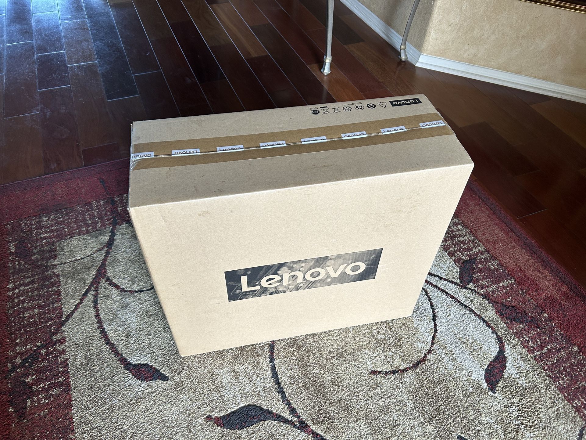 Lenovo IdeaCentre 3 22ITL6 21.5" FHD (Touchscreen) All-in-One PC (New In Box)