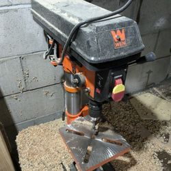 WEN 10-Inch Benchtop Drill Press, 5-Speed, Cast Iron with Laser and Work Light

