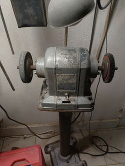 Bench grinder