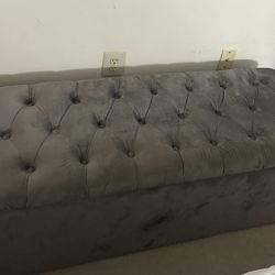 Ottoman w Storage