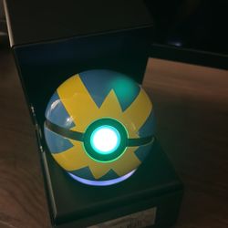 Pokemon Collectors Pokeball Quickball