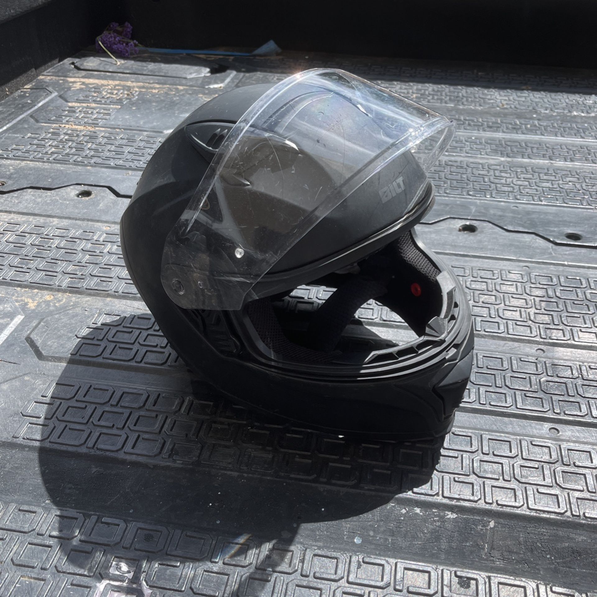 BILT Motorcycle Helmet: All Black
