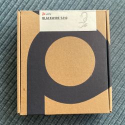 Poly Blackwire 5210 Headset.