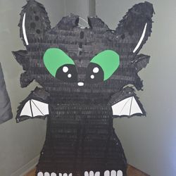 Toothless Piñata 