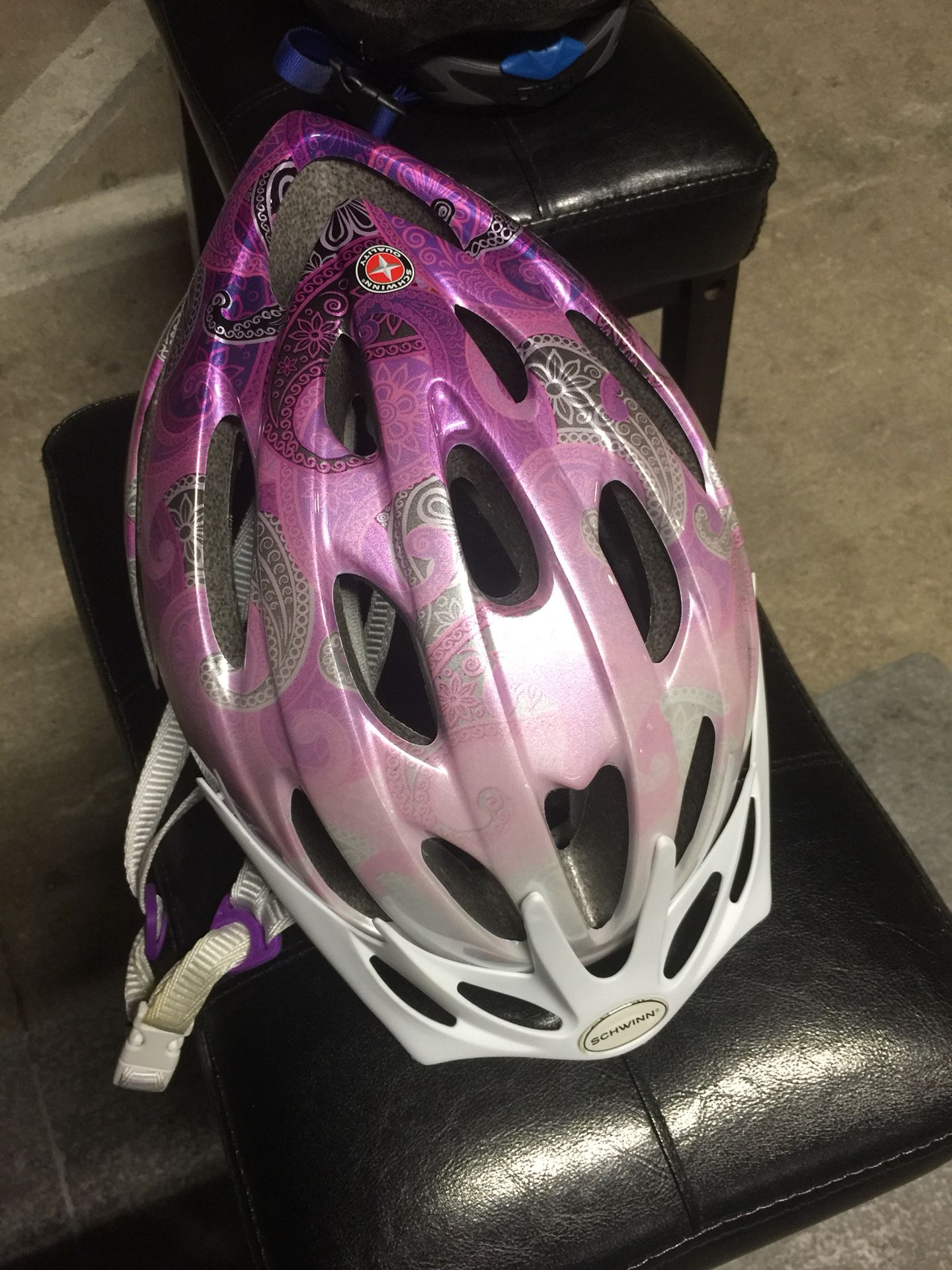 One bike helmet adults