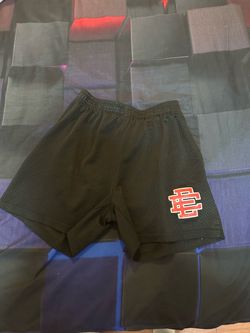 EE shorts